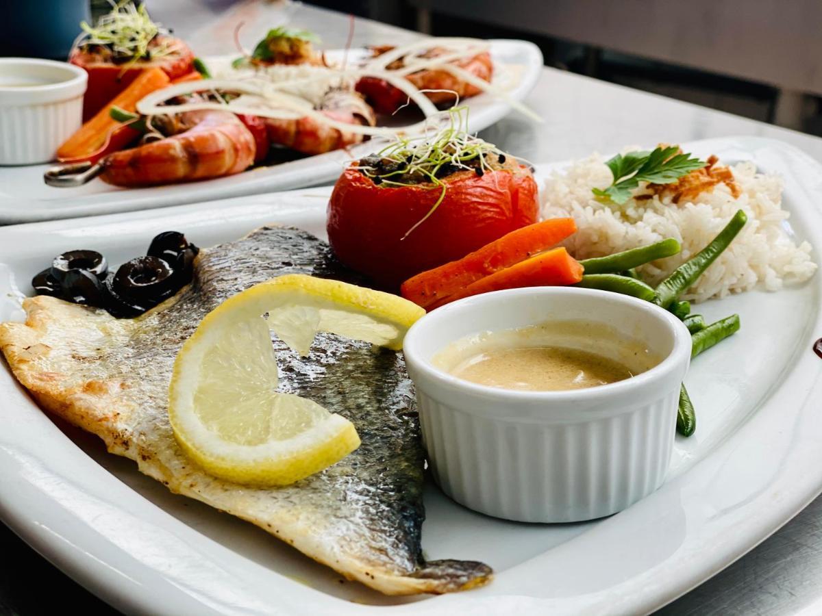Le Cheval Blanc Otel Jargeau Dış mekan fotoğraf