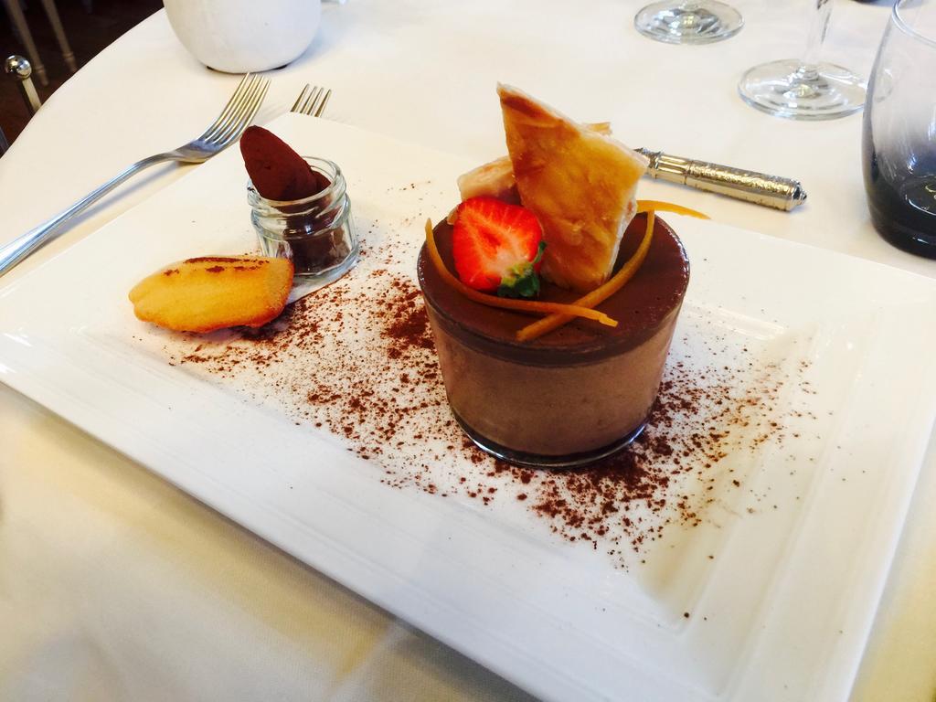 Le Cheval Blanc Otel Jargeau Dış mekan fotoğraf