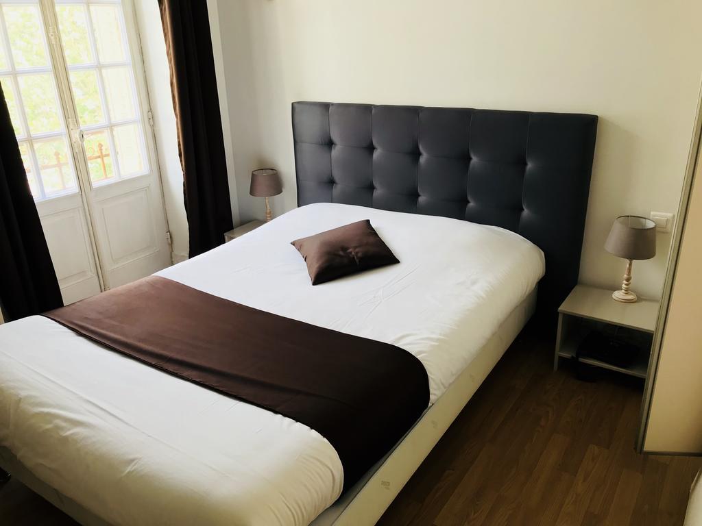 Le Cheval Blanc Otel Jargeau Dış mekan fotoğraf